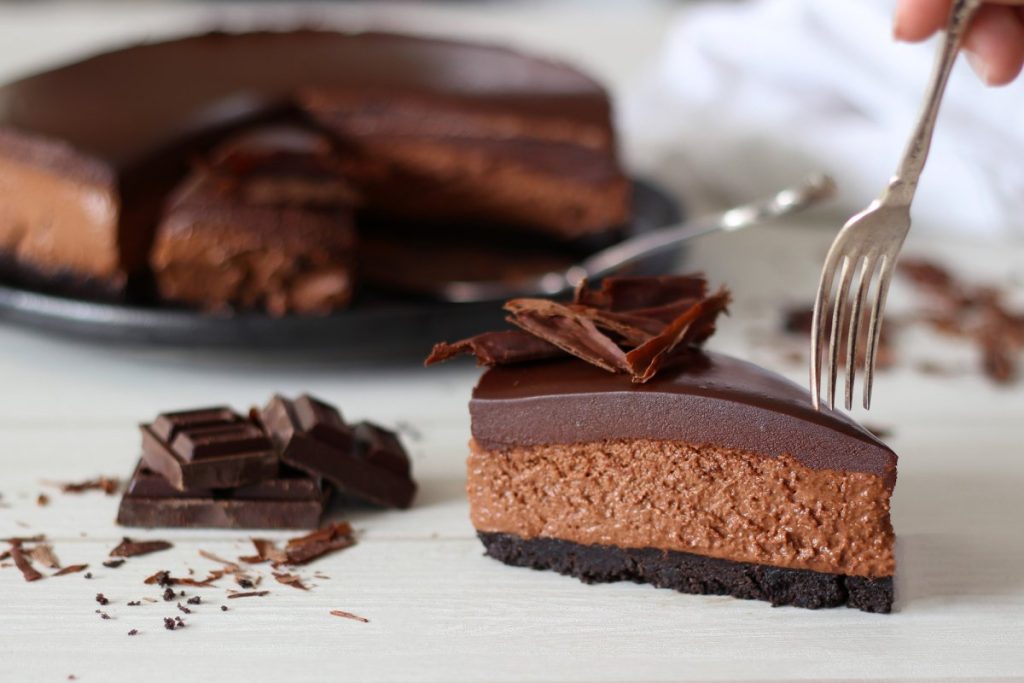 Dieser Schokoladen-Käsekuchen kann sogar während einer Diät gegessen werden. Ein Experte verrät das Geheimnis des Rezepts
