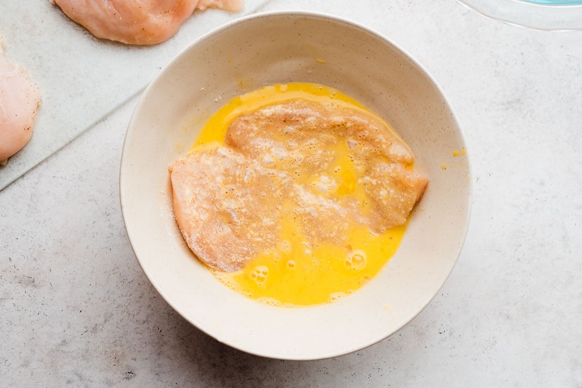 Das Geheimnis der Großmutter, das ein deutscher Koch nutzt, um saftigeres und schmackhafteres Fleisch zuzubereiten: geeignet für alle Fleischsorten