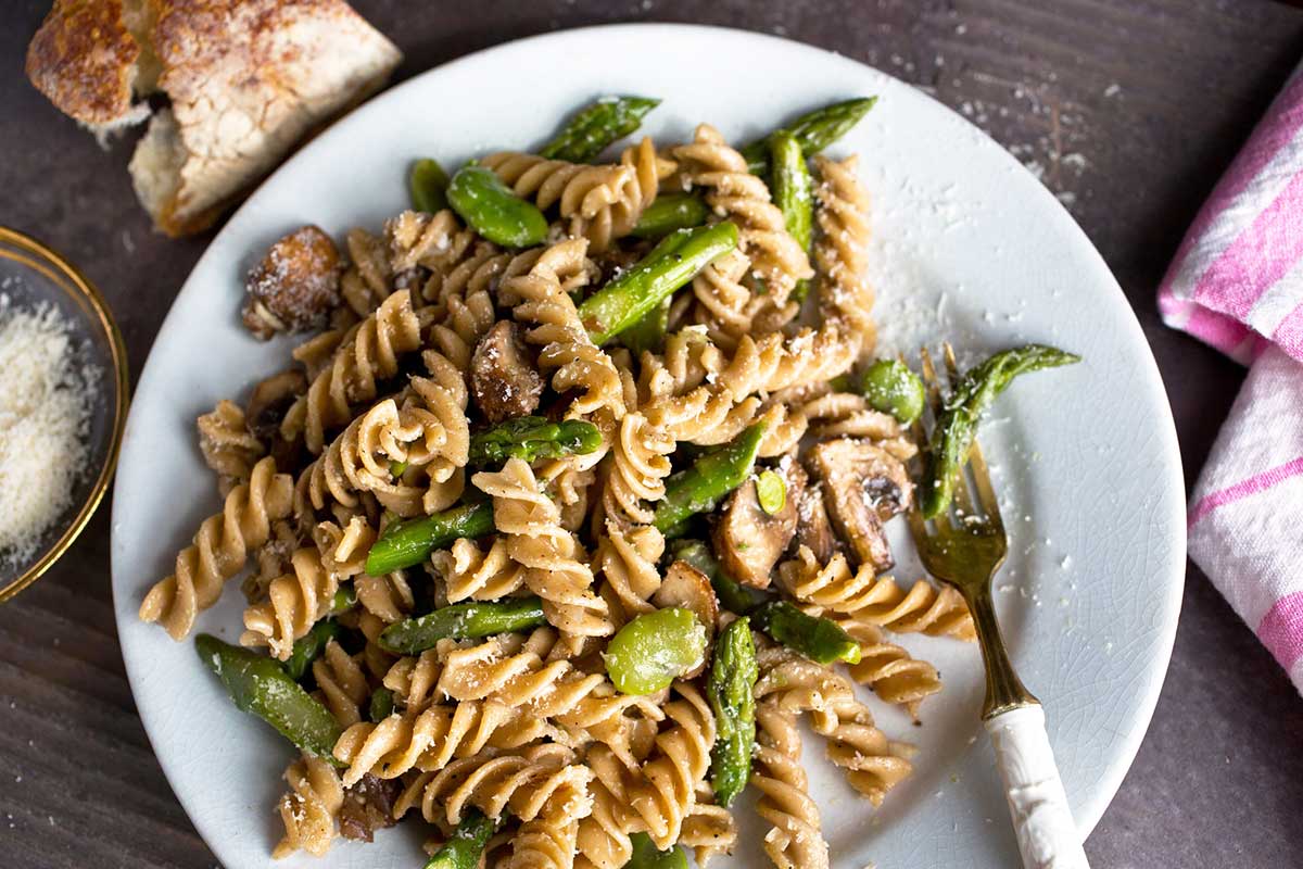 Dieser Kohlenhydrat ist besser als Pasta, genauso einfach zuzubereiten und viel gesünder.
