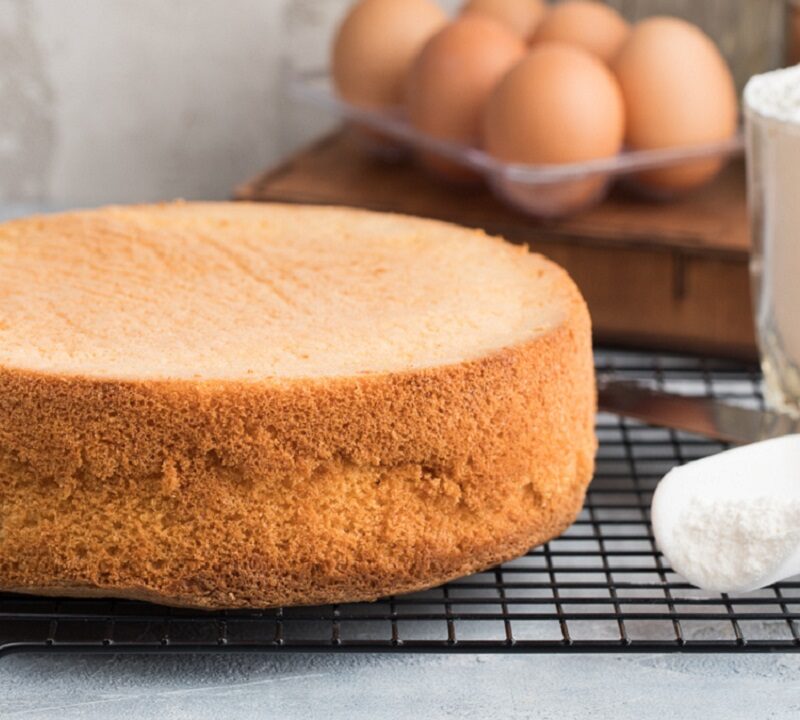 Rezept für Biskuit ohne Mehl. Das Ergebnis ist leicht, luftig und steigt bis zum Himmel