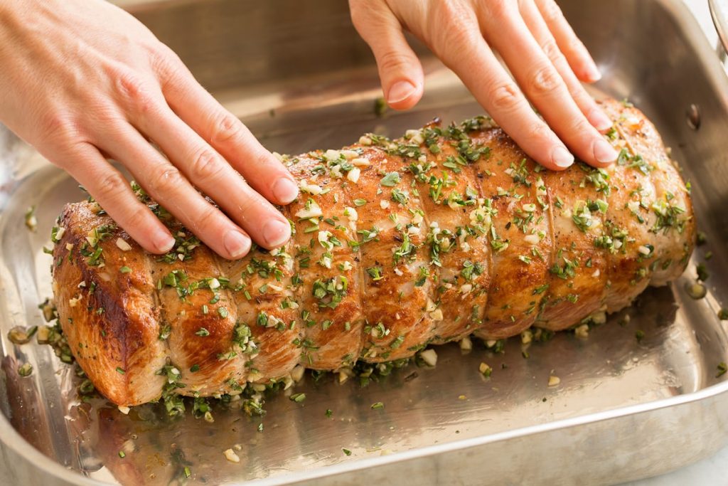 how to cook 2 lb pork loin in oven 1701441592