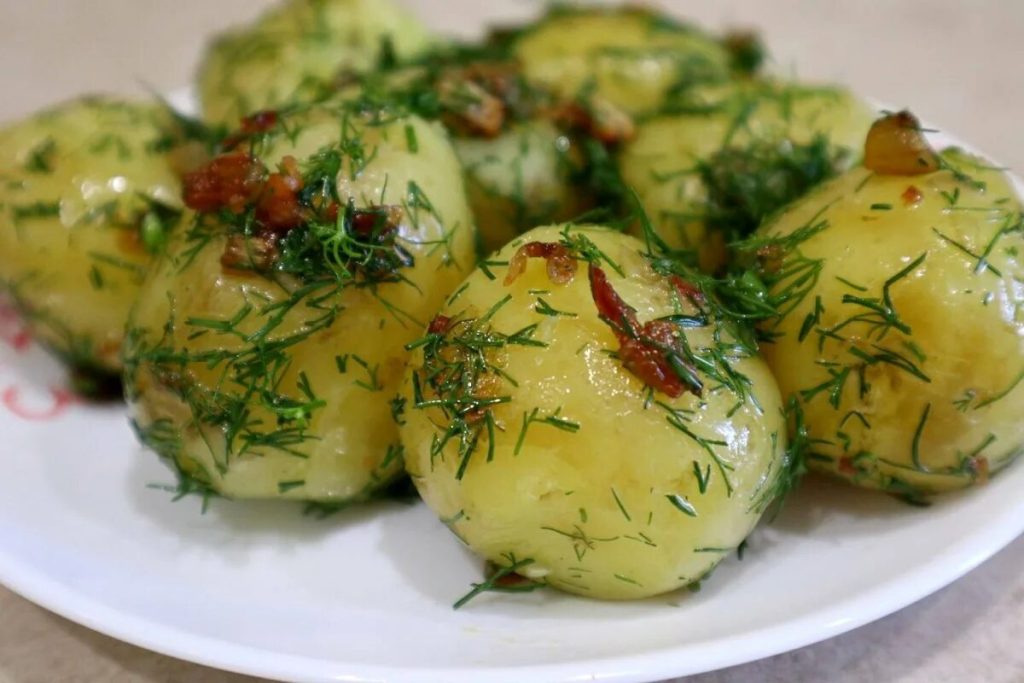 Salz ist nicht nötig! Eine Zutat verleiht Kartoffeln einen einzigartigen Geschmack