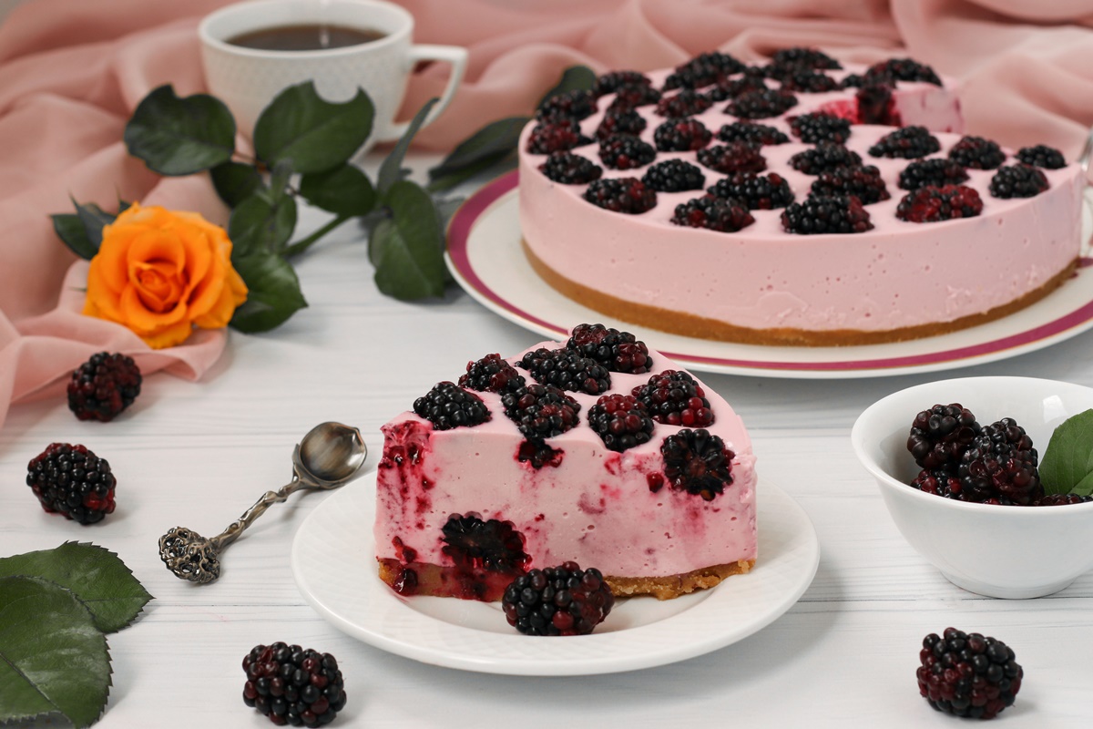 Brombeer- Cheesecake ohne Backofen reich an Proteinen, ideal zum Abnehmen