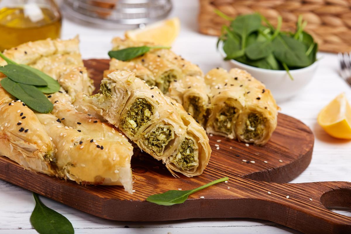 Spiral-Kuchen: Ein einfaches Rezept für ein Mittagessen, das in 30 Minuten zubereitet ist
