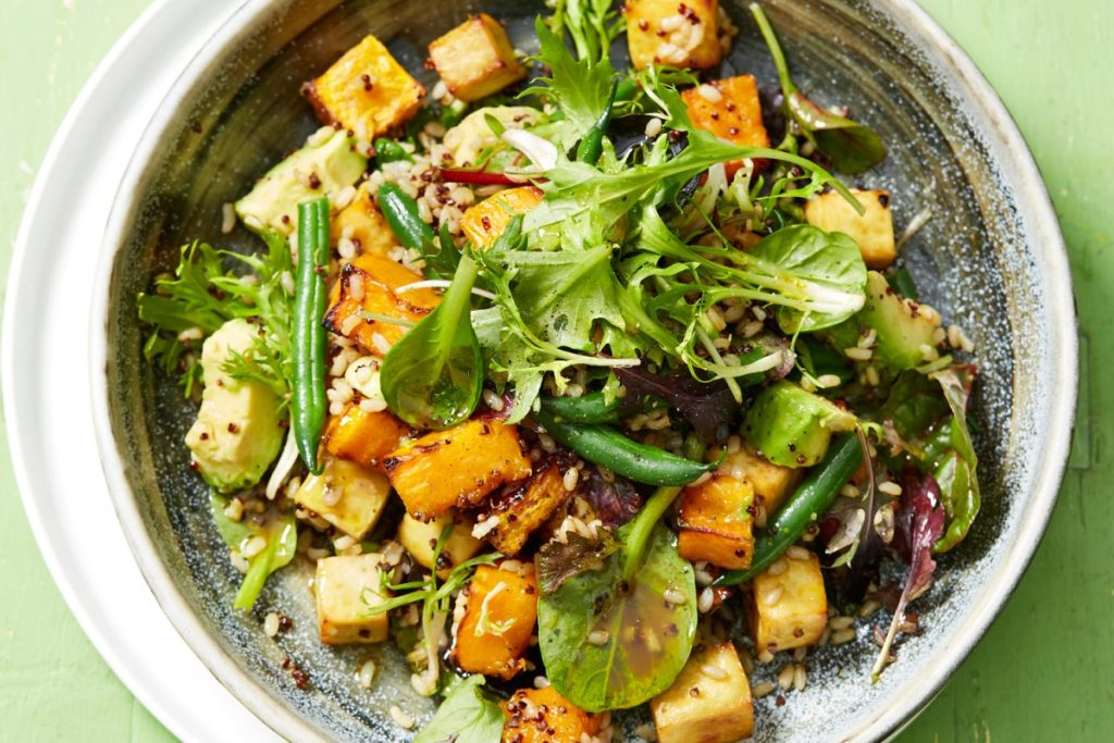 Spinatsalat mit gebackenem Kürbis