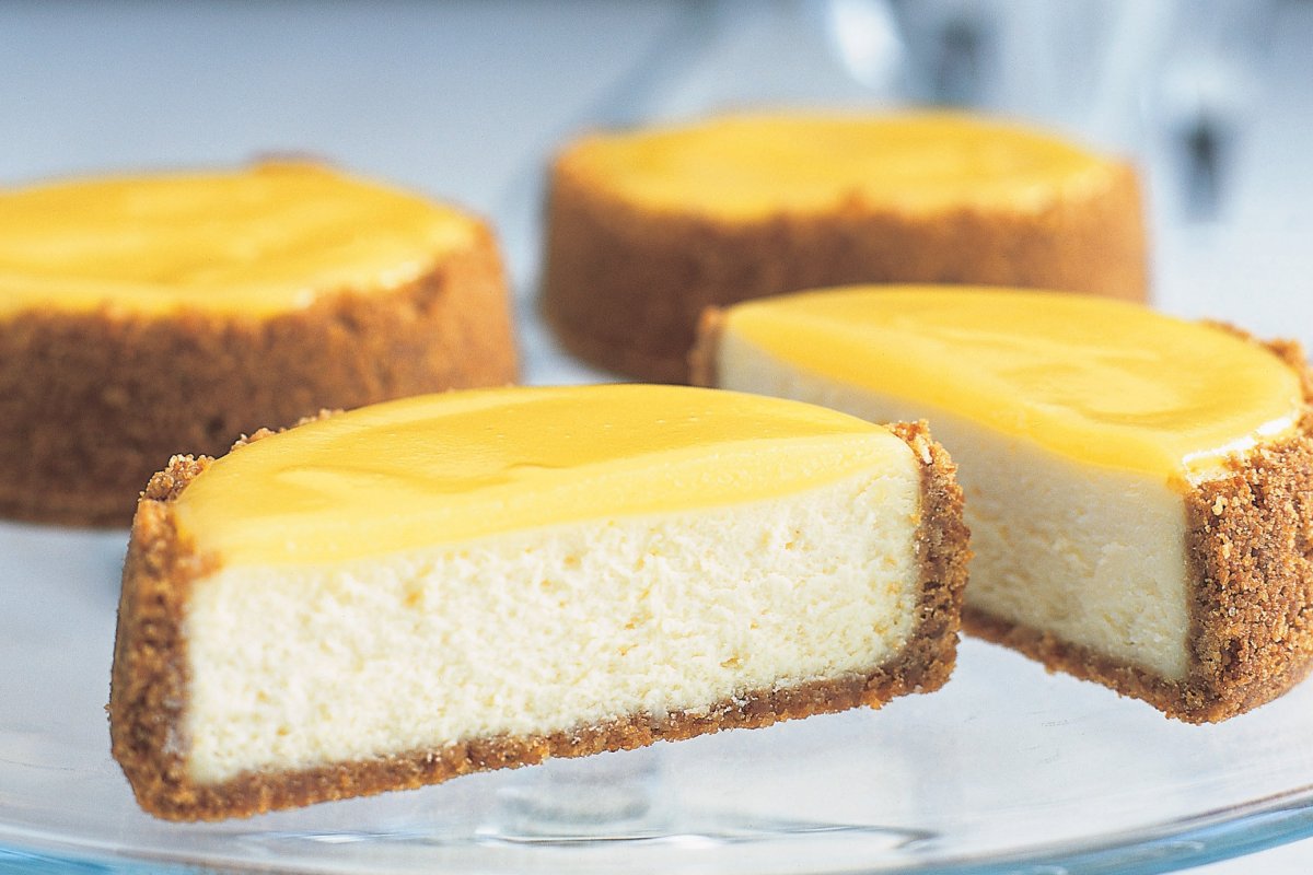 Wie man einen köstlichen Zitronen-Cheesecake ohne Backofen zubereitet
