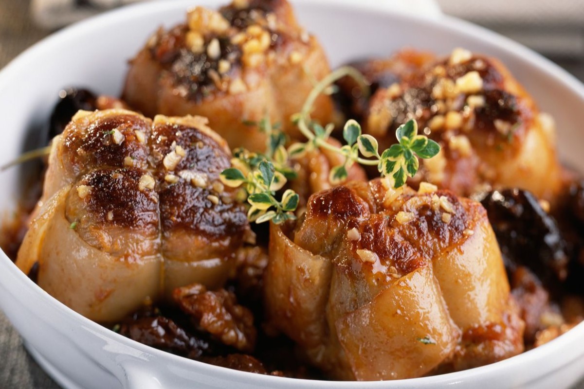 Kalbsrouladen mit Trauben: eine originelle Idee für ein appetitliches Hauptgericht