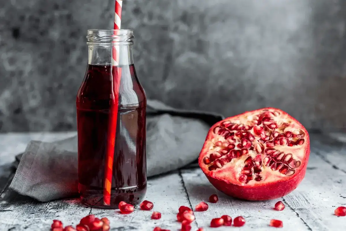 Dieser leckere Saft reinigt die Arterien und senkt den Cholesterinspiegel: Ein Glas pro Tag reicht aus.