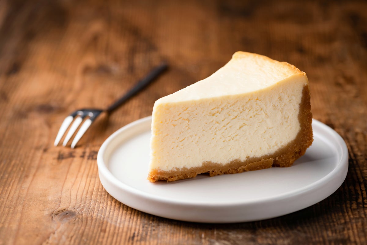 Leckerer Cheesecake auf knusprigem Teig. Schmeckt wie bei Oma auf dem Land