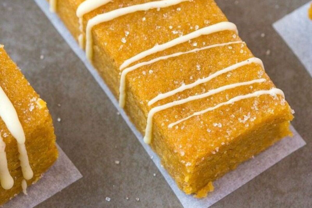 Ich bereite gesunde Riegel ohne Backen und ohne ein Gramm Mehl zu. Die Hauptzutat ist eine Überraschung