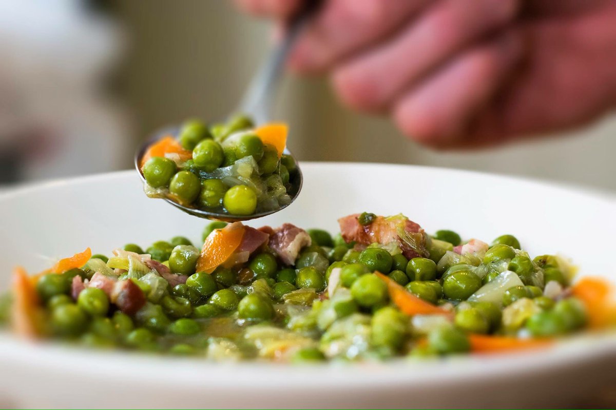 Hähnchenstücke mit Erbsen: In weniger als 15 Minuten habe ich das Abendessen zubereitet