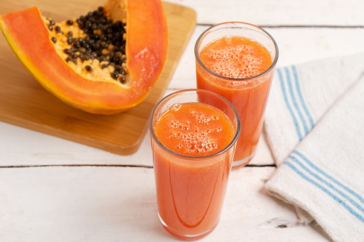 Papaya mit Ingwer und Minzblättern mischen: Warum ist das empfehlenswert und wozu dient es?