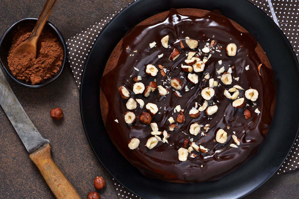 Der Kuchen ist locker und leicht wie eine Wolke. Beim Backen verbreitet sich ein herrlicher würziger Duft.