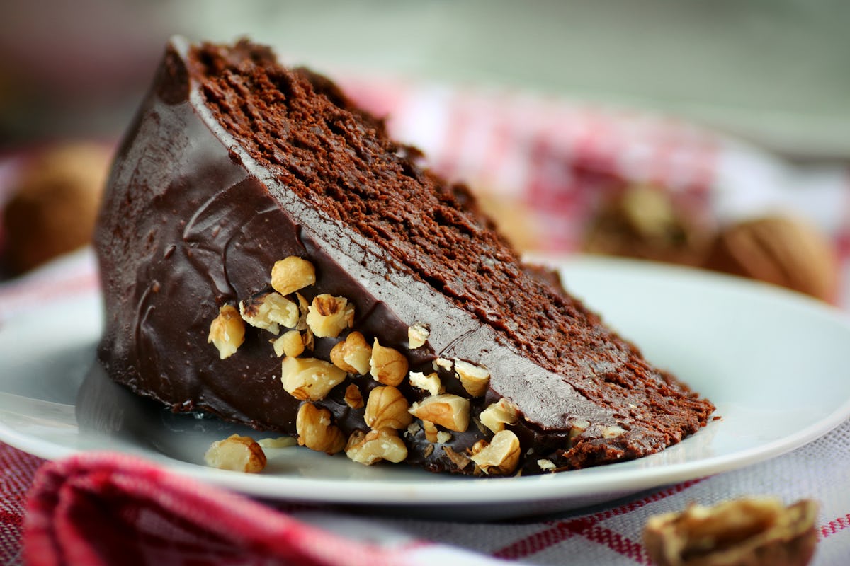 Der Kuchen ist locker und leicht wie eine Wolke. Beim Backen verbreitet sich ein herrlicher würziger Duft.