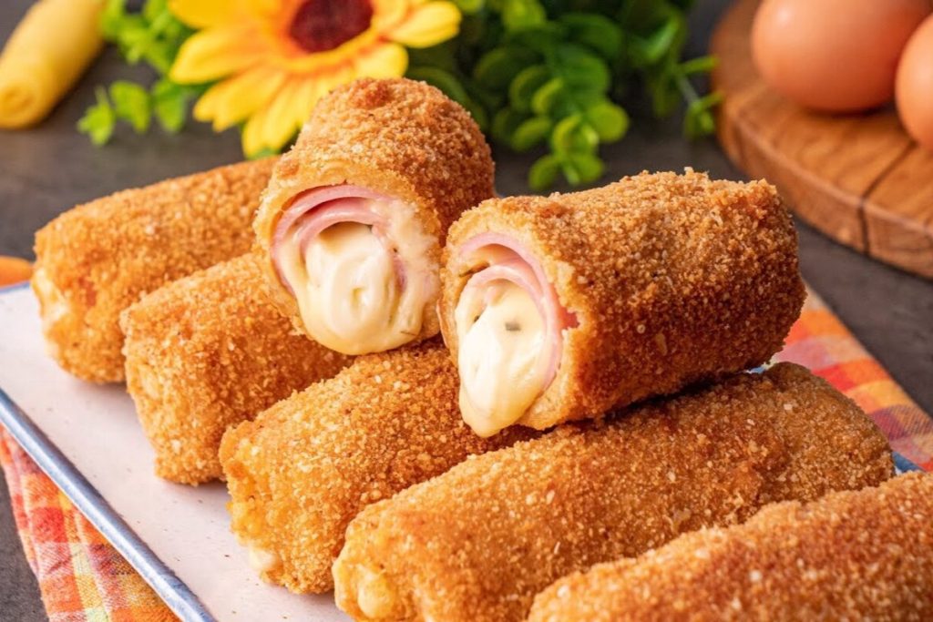 Knusprige Röllchen mit cremiger Füllung. Nur wenige einfache Zutaten erforderlich