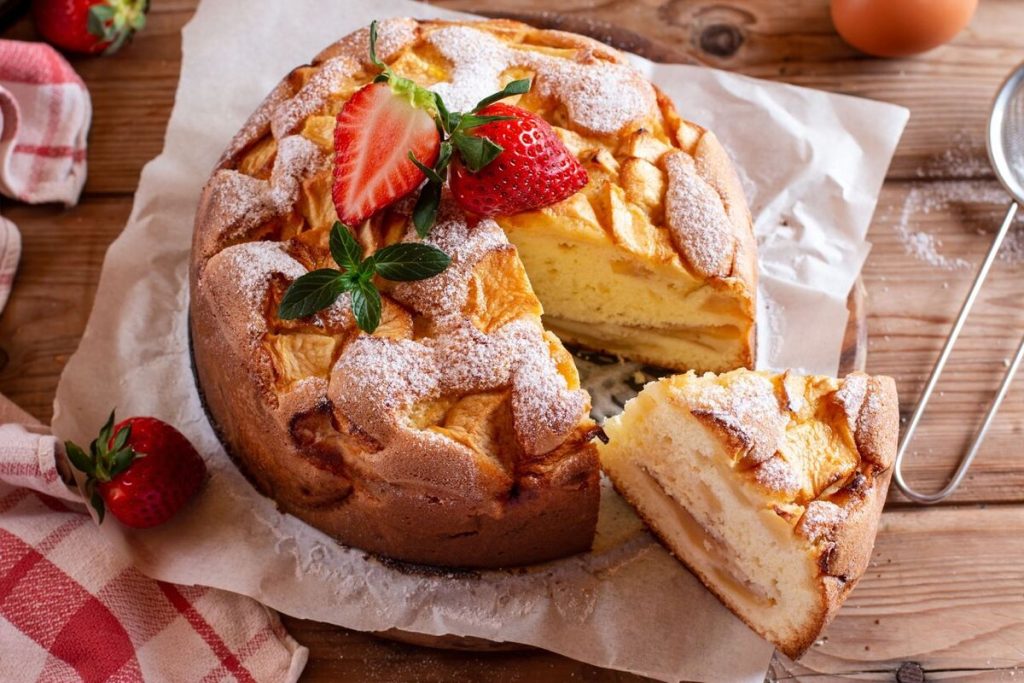 Wenn unerwartete Gäste anrufen, weiß ich sofort, was ich zubereiten soll. Dieser Kuchen ist im Handumdrehen fertig